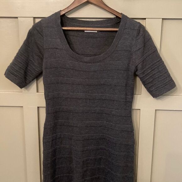 𝅺CALVIN Klein Ribbed Knit Sweater Dress in Charcoal Gray Size Medium - Picture 7 of 10